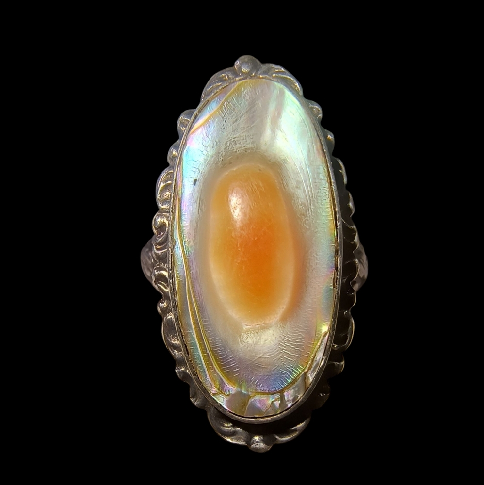 Vintage Abalone MOP Shell Blister Pearl Elongated Ring - Picture 2 of 10
